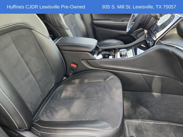 Certified 2023 Jeep Grand Cherokee Altitude RWD image 16