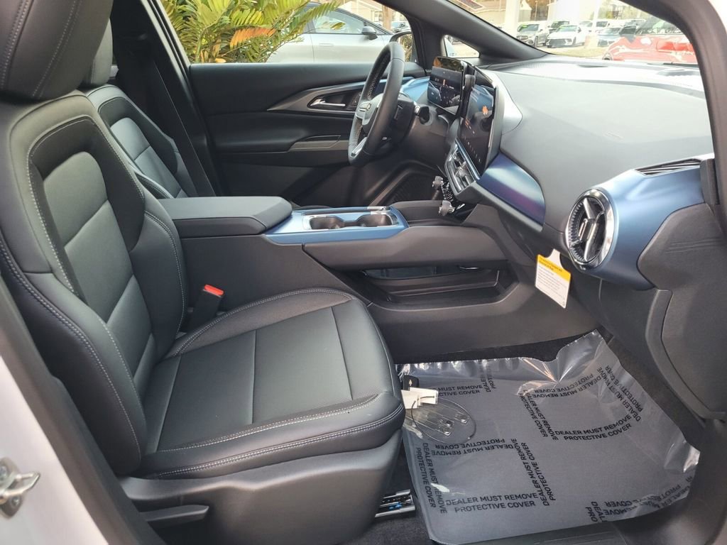 New 2026 Chevrolet Equinox EV LT FWD image 13