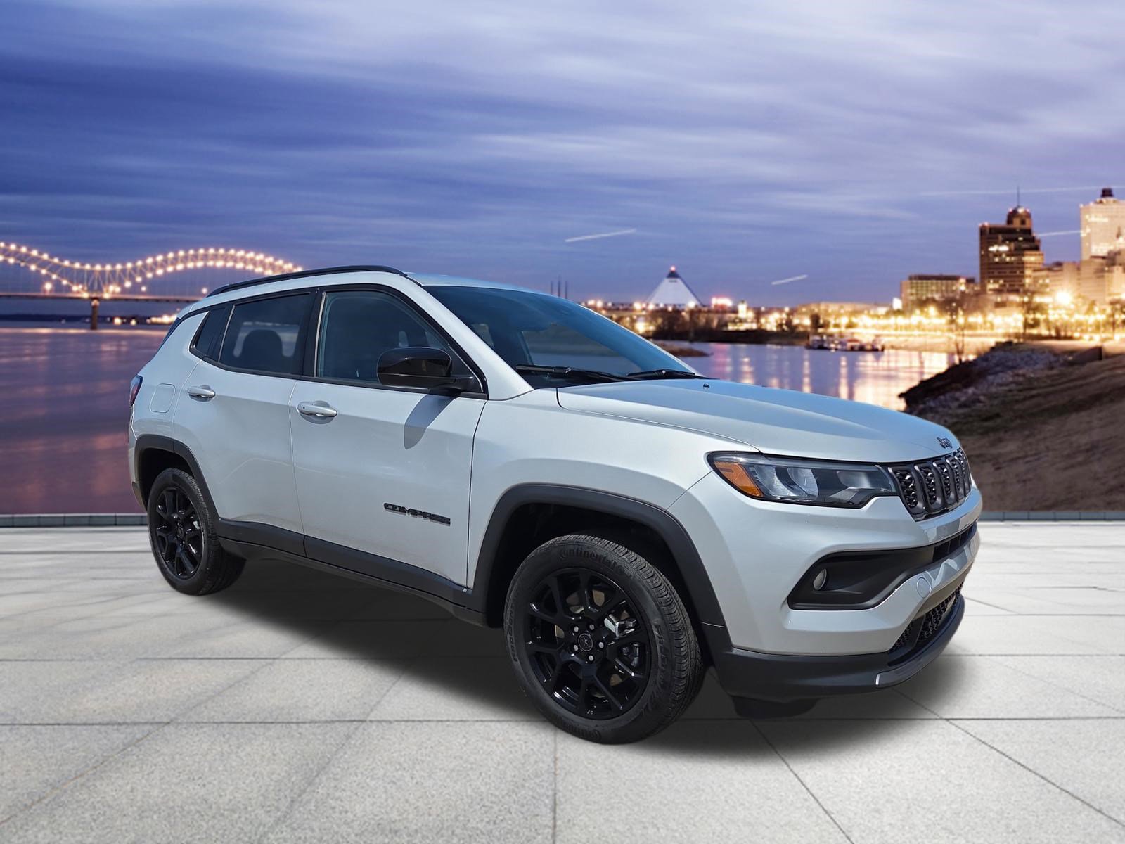 Used 2026 Jeep Compass Latitude image 4