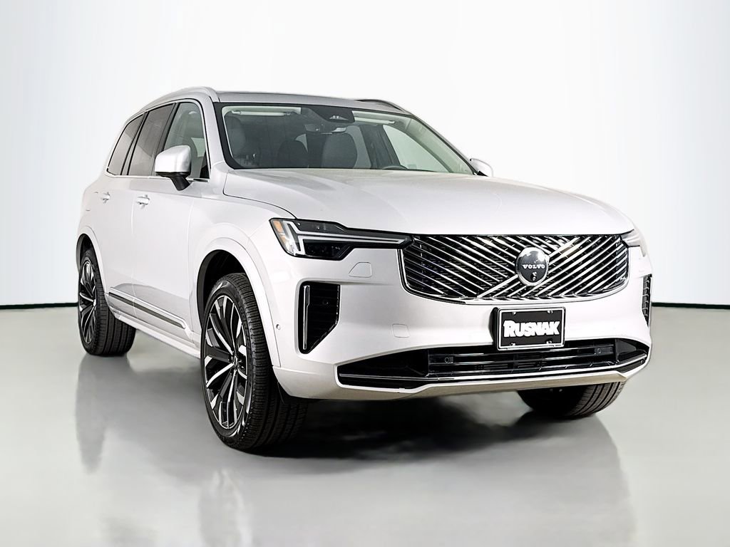 Certified 2025 Volvo XC90 B5 Plus image 1