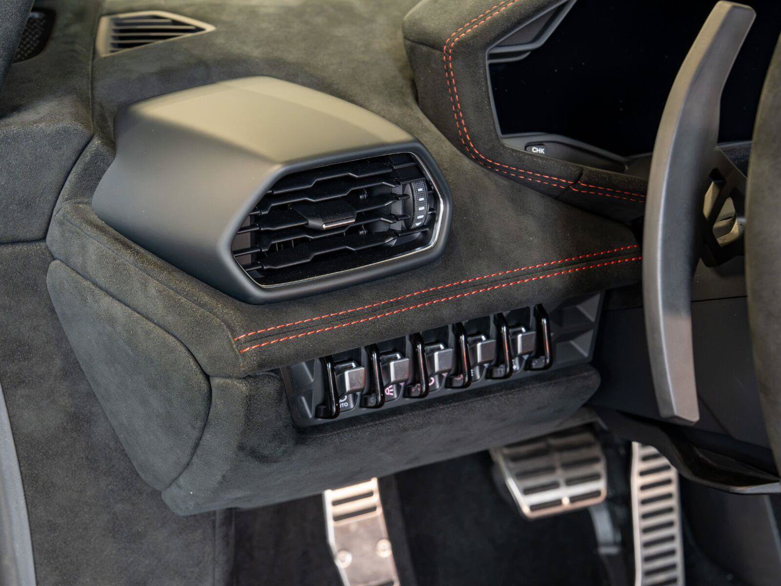 Used 2022 Lamborghini Huracan STO RWD image 64