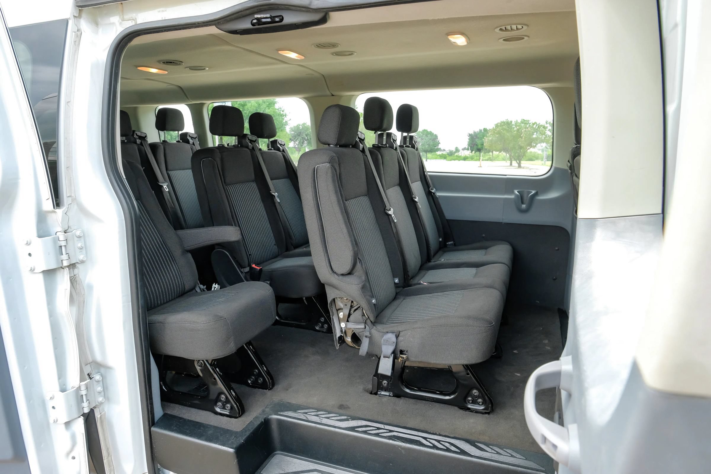 Used 2018 Ford Transit 350 XLT RWD image 31