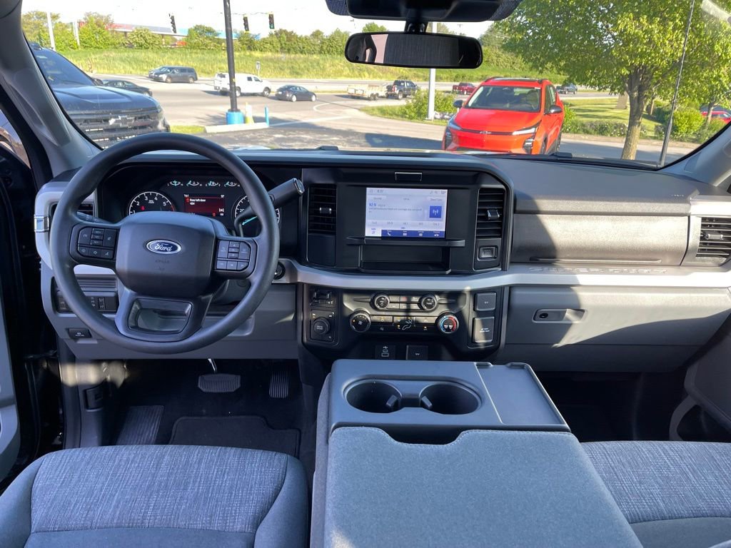 Used 2026 Ford F250 XLT AWD/4WD image 11