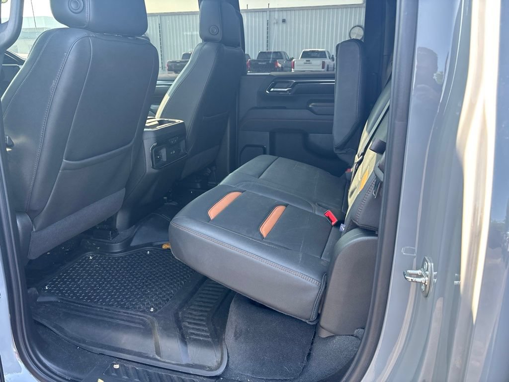 Used 2024 GMC Sierra 2500 AT4 w/ AT4 Premium Plus Package AWD/4WD image 9