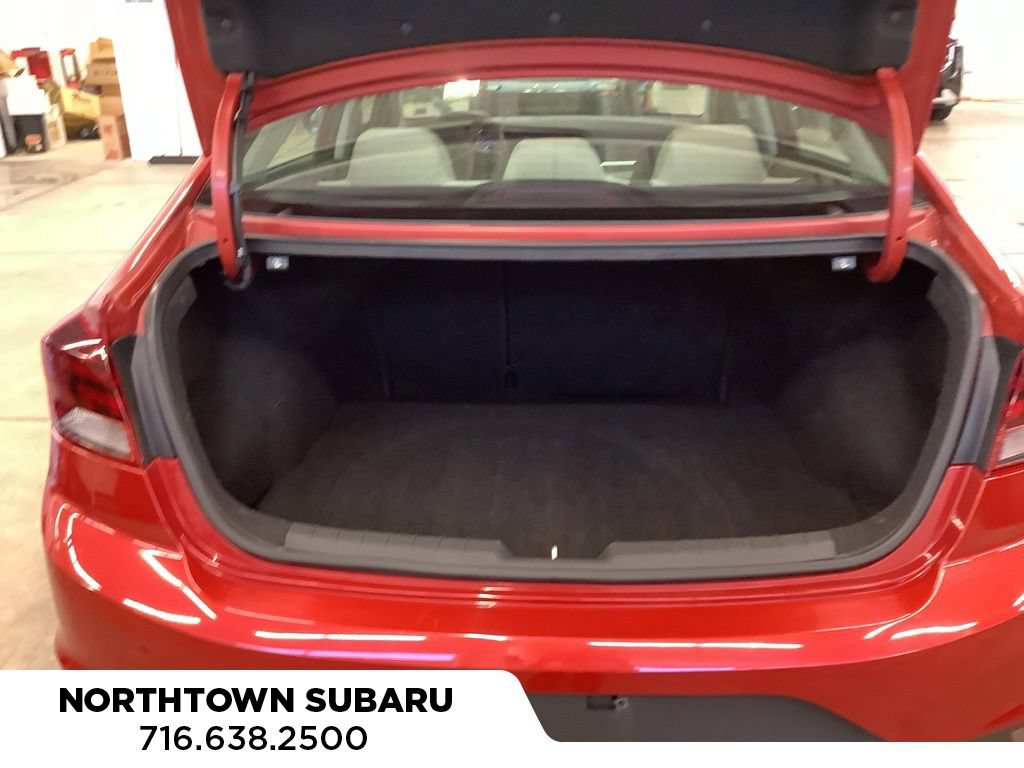 Used 2019 Hyundai Elantra SE FWD image 14