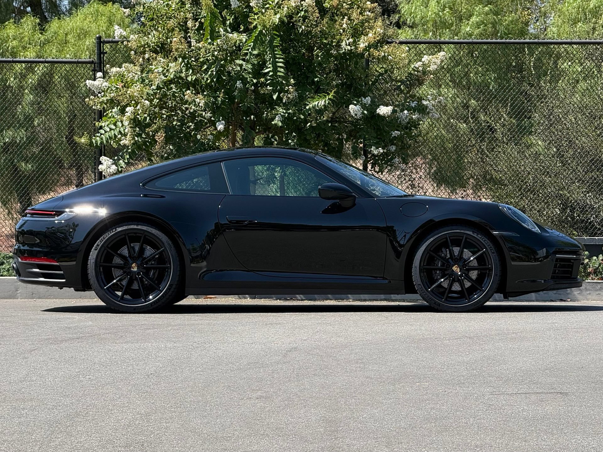 Certified 2023 Porsche 911 Carrera RWD image 8