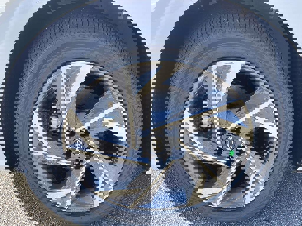 New 2026 Hyundai Elantra Limited image 5