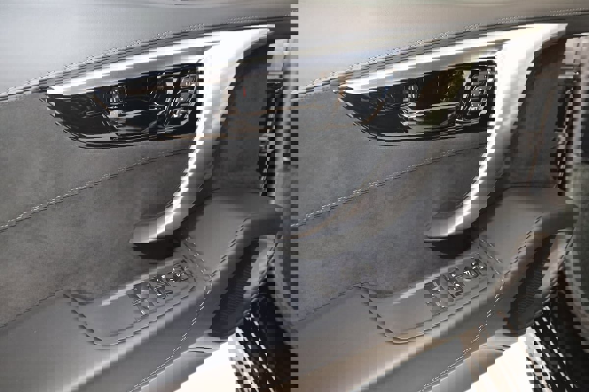 Used 2021 Acura NSX image 41