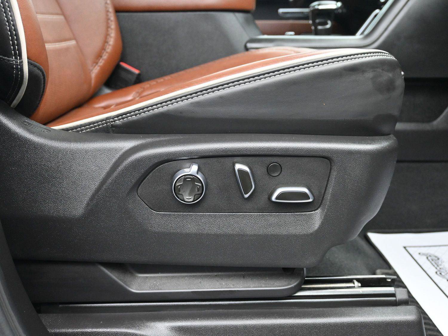 Used 2024 GMC Sierra 1500 Denali Ultimate image 12