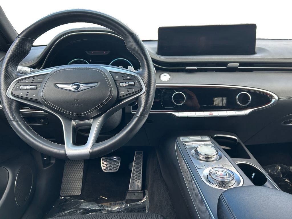 Used 2023 Genesis GV70 2.5T w/ Sport Prestige Package image 10