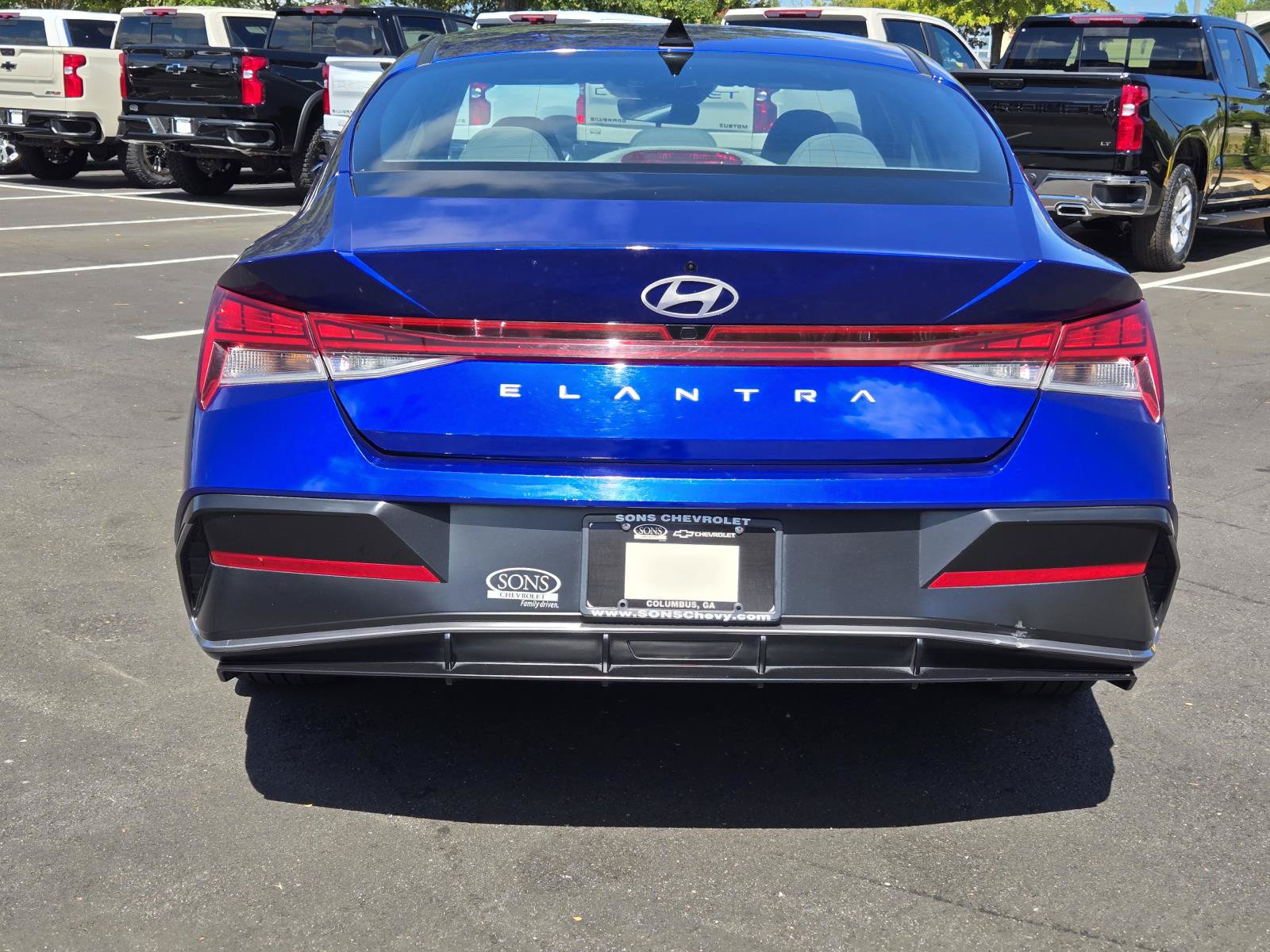 Used 2025 Hyundai Elantra SEL FWD image 10