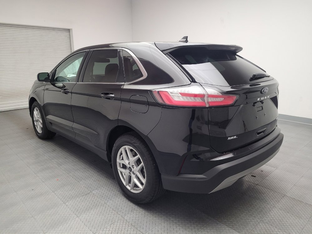 Used 2024 Ford Edge SEL image 5