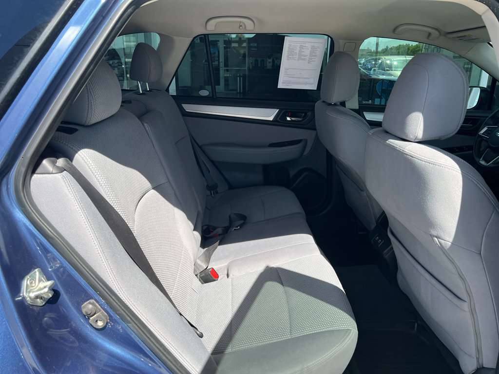 Used 2019 Subaru Outback 2.5i Premium AWD/4WD image 33