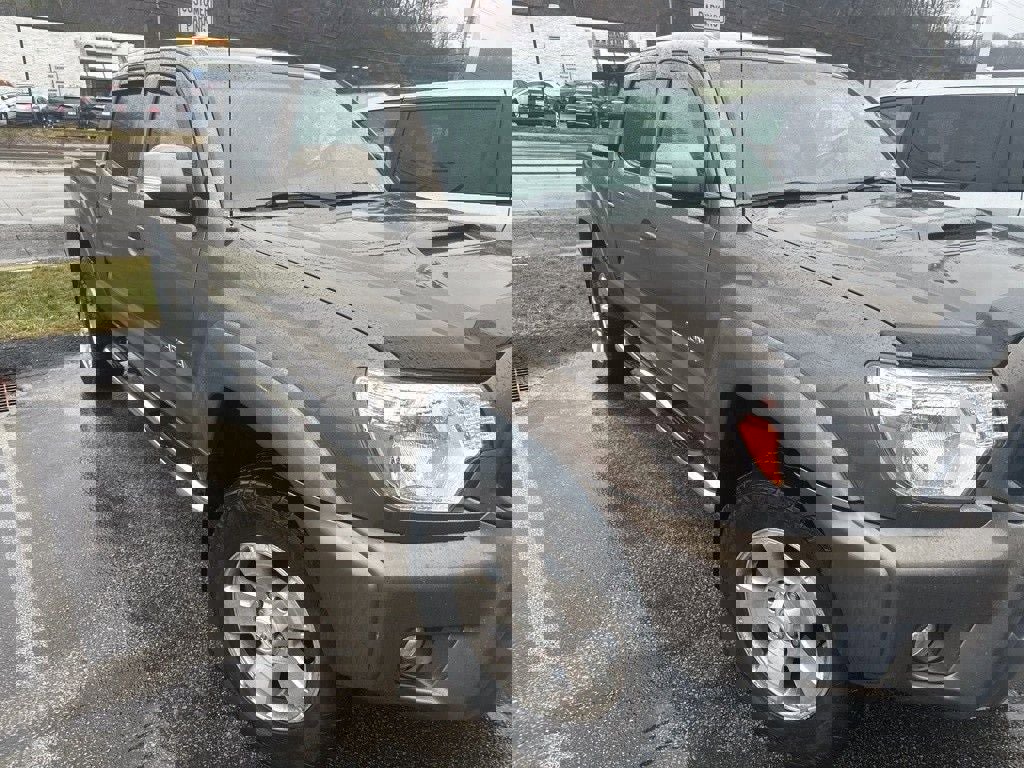 Used 2013 Toyota Tacoma 4x4 Double Cab w/ TRD Sport Pkg image 13