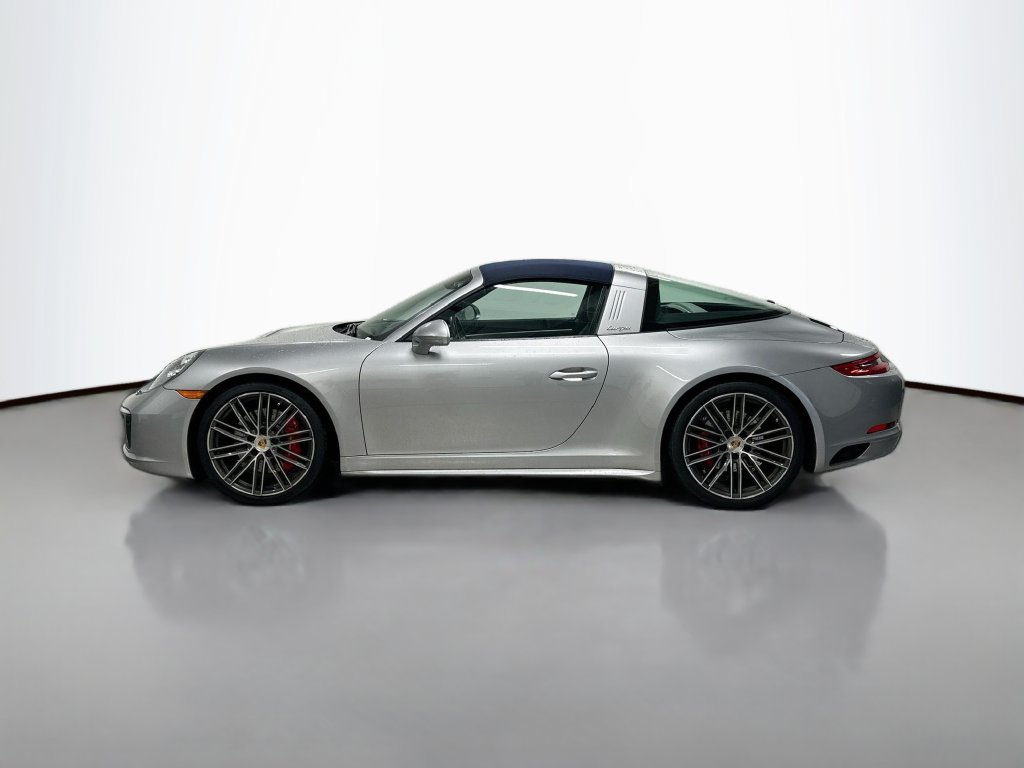 Used 2017 Porsche 911 Targa 4S AWD/4WD image 2
