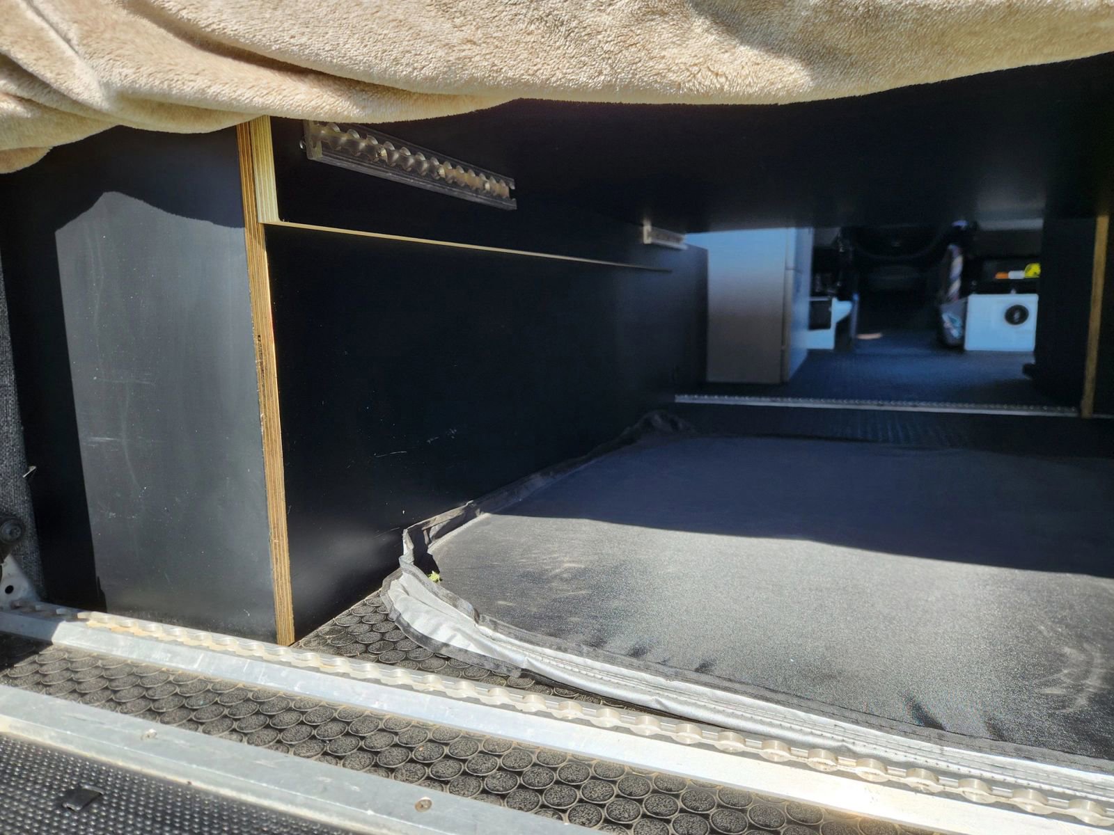 Used 2006 Dodge Sprinter 2500 w/ PWR Convenience Group image 6