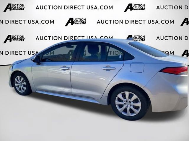 Used 2021 Toyota Corolla LE image 10