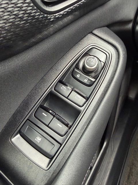 Used 2025 Subaru Outback Premium image 18