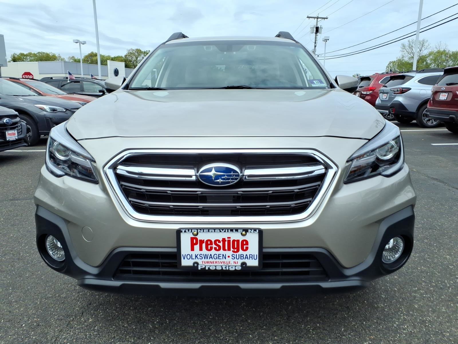 Used 2018 Subaru Outback 2.5i Limited AWD/4WD image 6