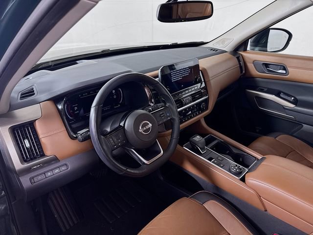 Certified 2022 Nissan Pathfinder Platinum w/ Cargo Package image 10