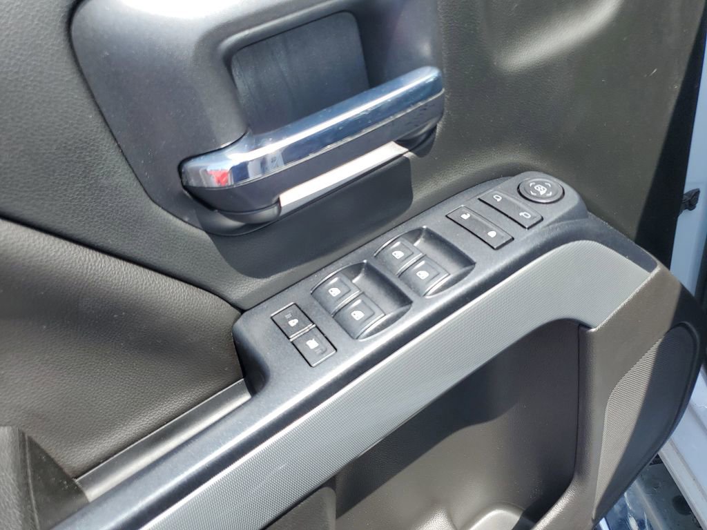 Used 2018 Chevrolet Silverado 1500 LT w/ All Star Edition AWD/4WD image 21