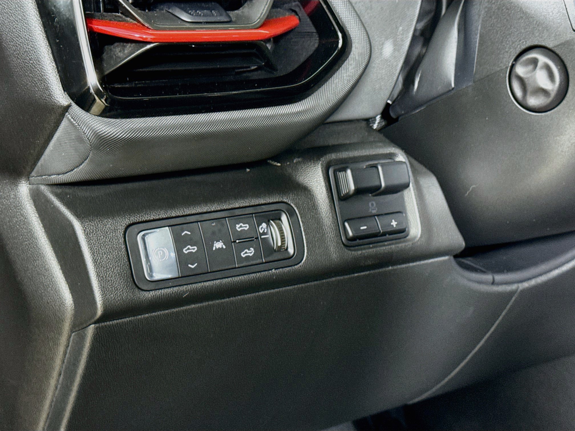 Used 2024 Chevrolet Silverado EV RST AWD/4WD image 12