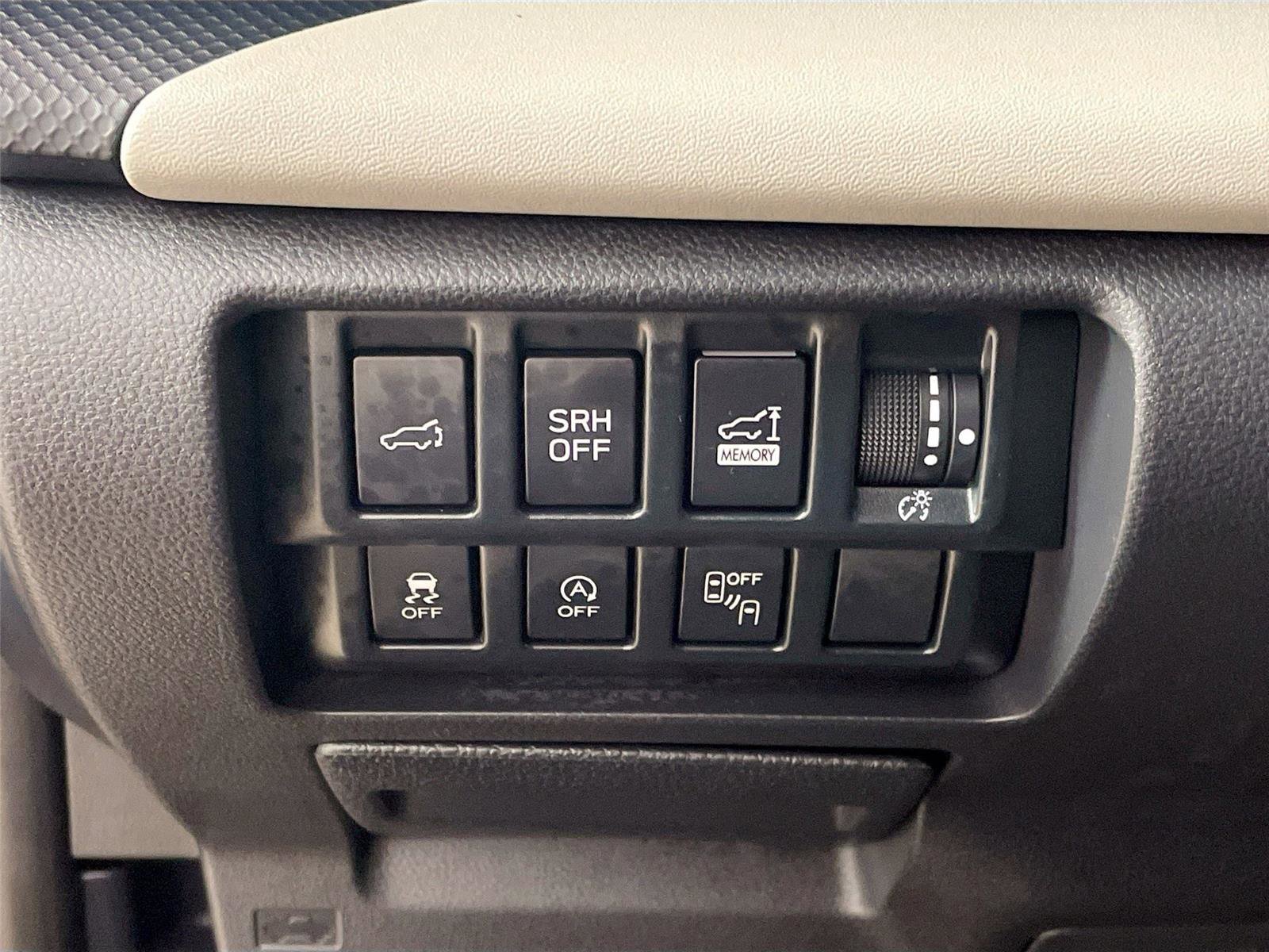 Used 2024 Subaru Forester Limited AWD/4WD image 14