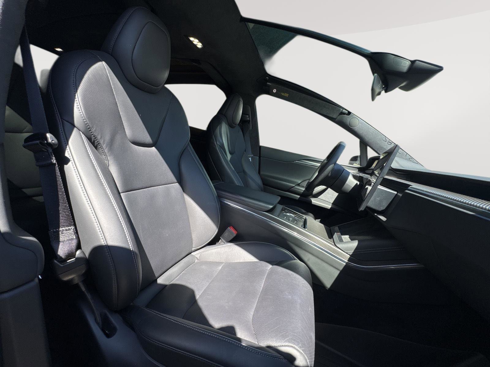 Used 2023 Tesla Model X Plaid AWD/4WD image 46