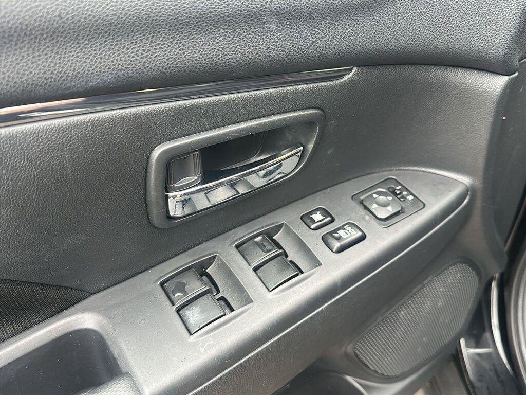 Used 2026 Mitsubishi Outlander Sport LE AWD/4WD image 10