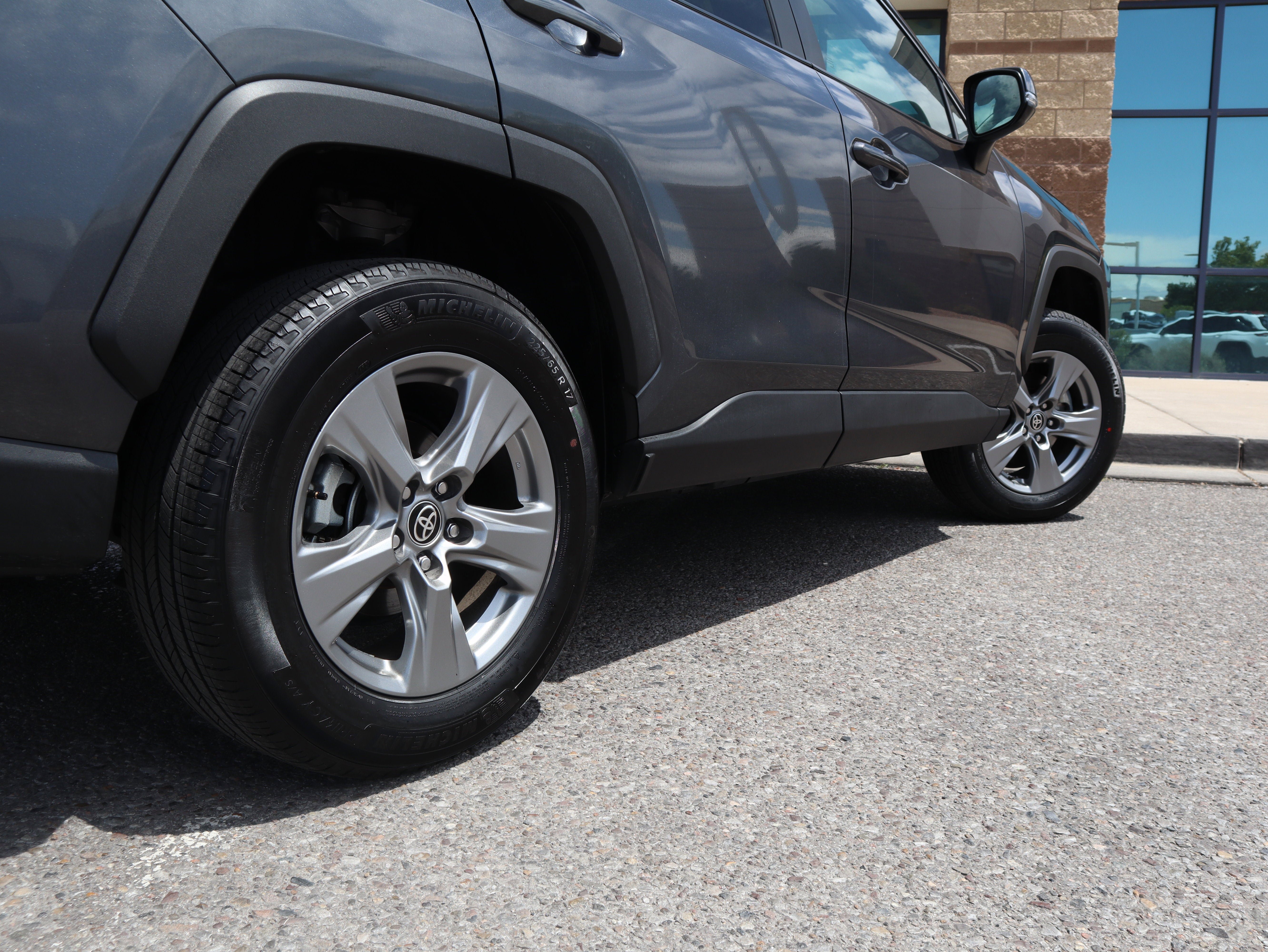Used 2024 Toyota RAV4 XLE w/ Convenience Package FWD image 11