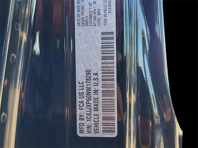 Used 2022 Jeep Wrangler Unlimited Sahara image 30