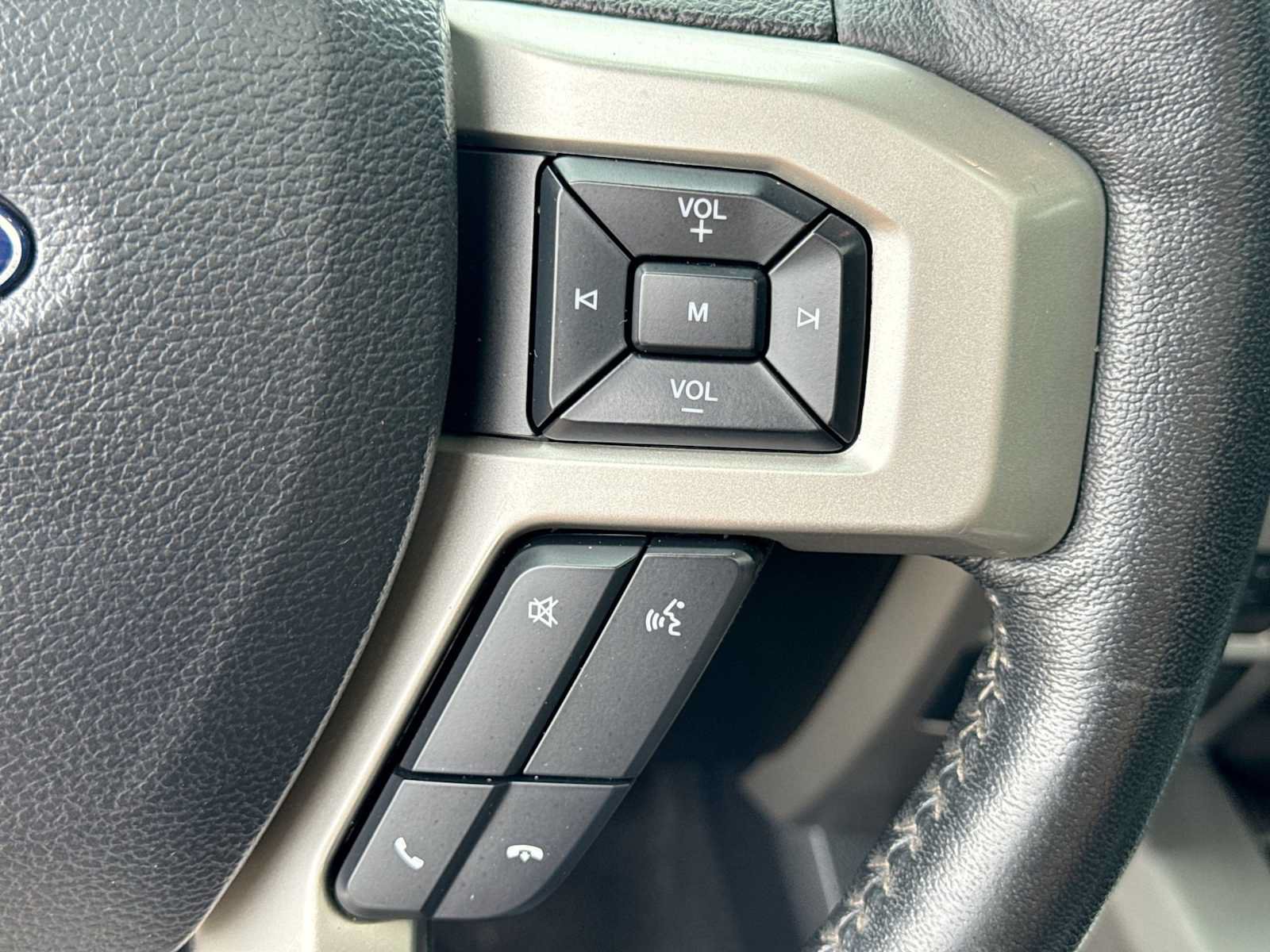Used 2020 Ford F250 Lariat w/ Lariat Ultimate Package AWD/4WD image 25