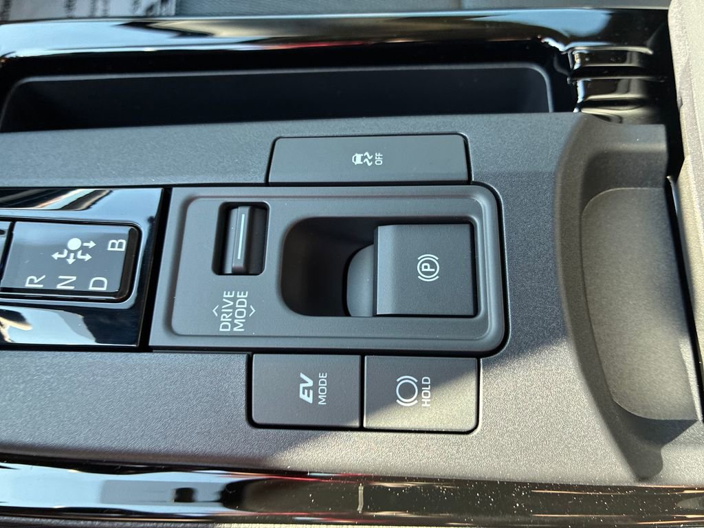 New 2026 Toyota Prius LE image 36