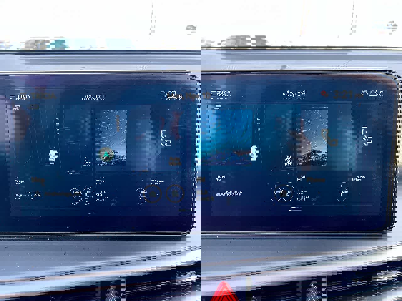 Certified 2025 Kia Sorento EX w/ Panoramic Sunroof Package image 16