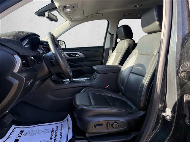 Used 2020 Chevrolet Traverse LT w/ LT Premium Package image 10