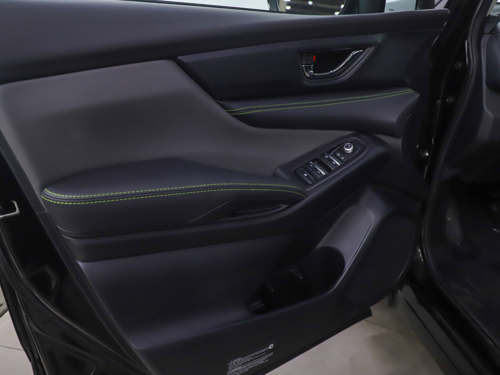 Certified 2025 Subaru Ascent Onyx Edition w/ Onyx Package image 24