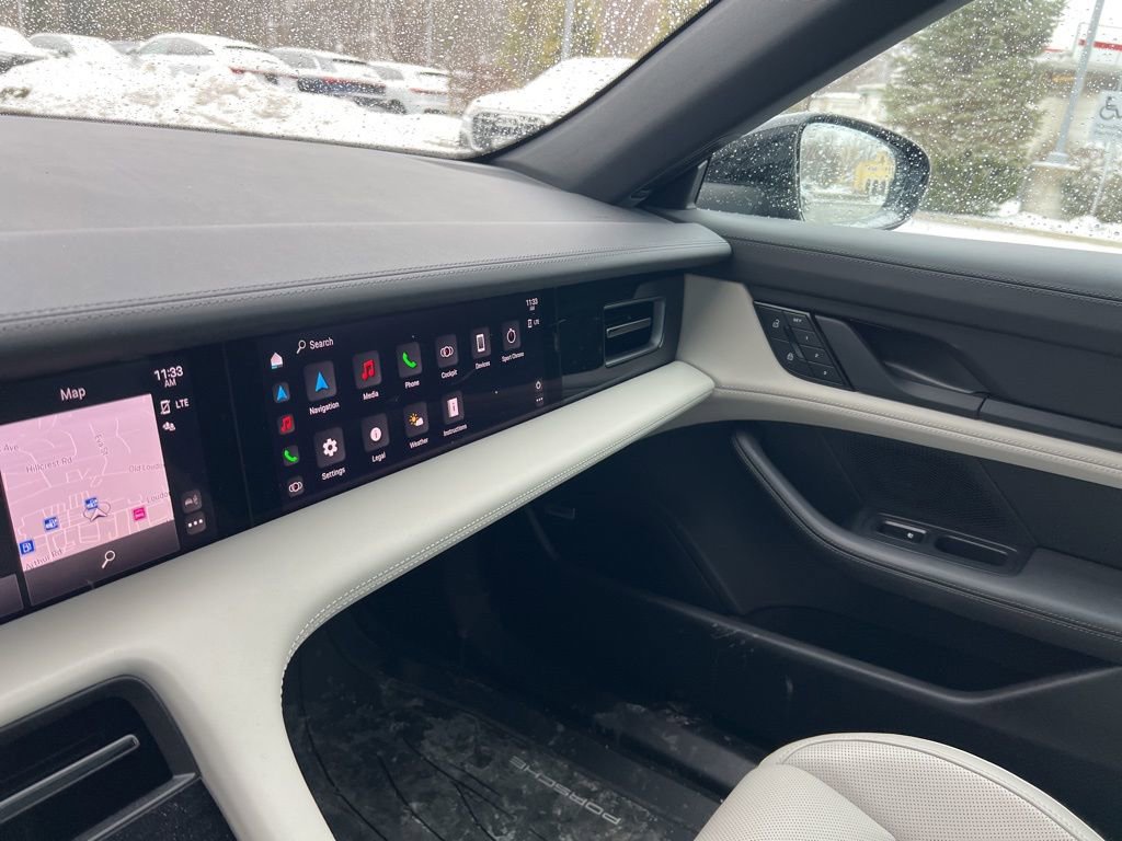 Used 2024 Porsche Taycan image 63