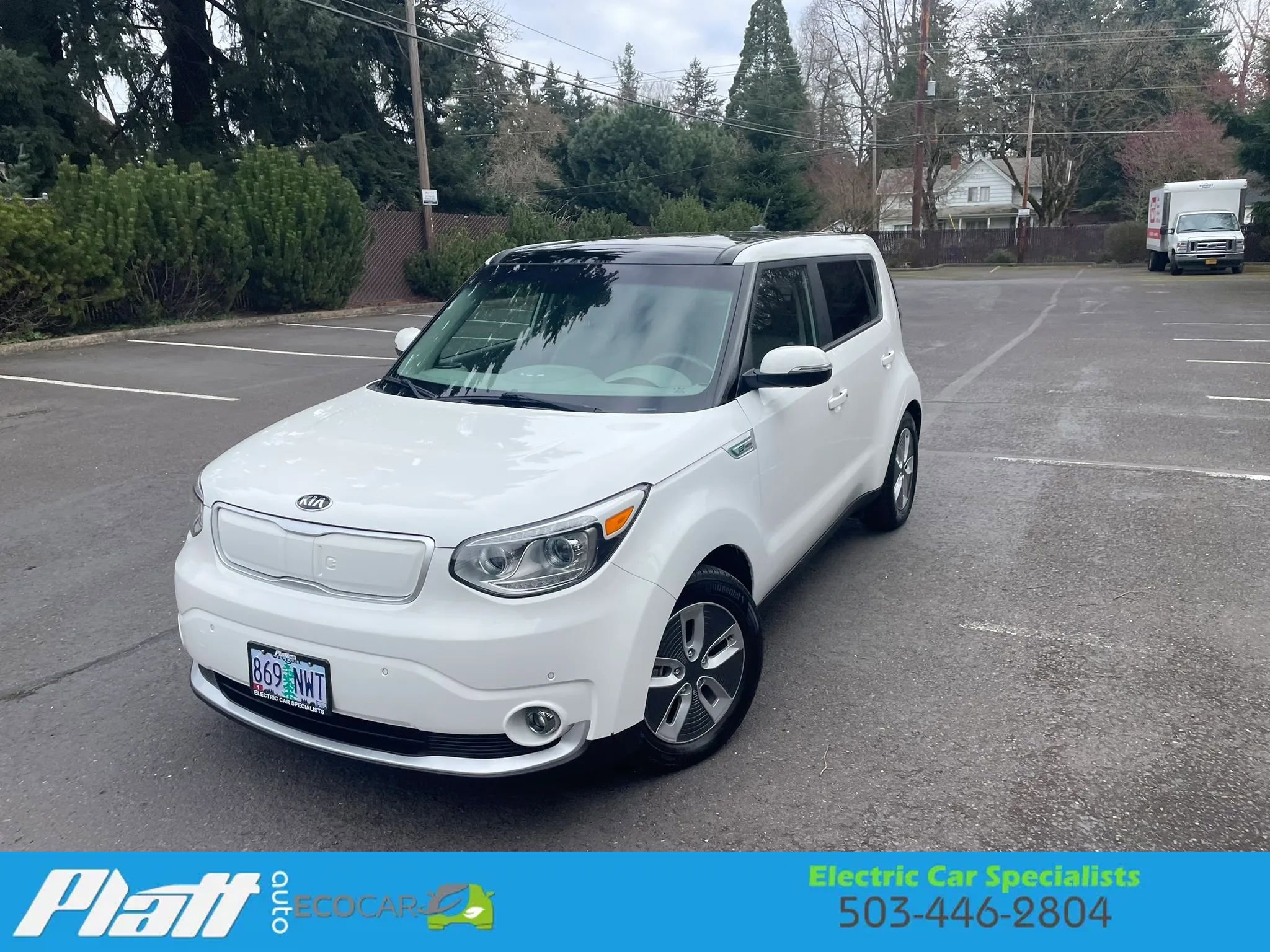 Used 2017 Kia Soul EV + w/ Sun & Fun Package image 2