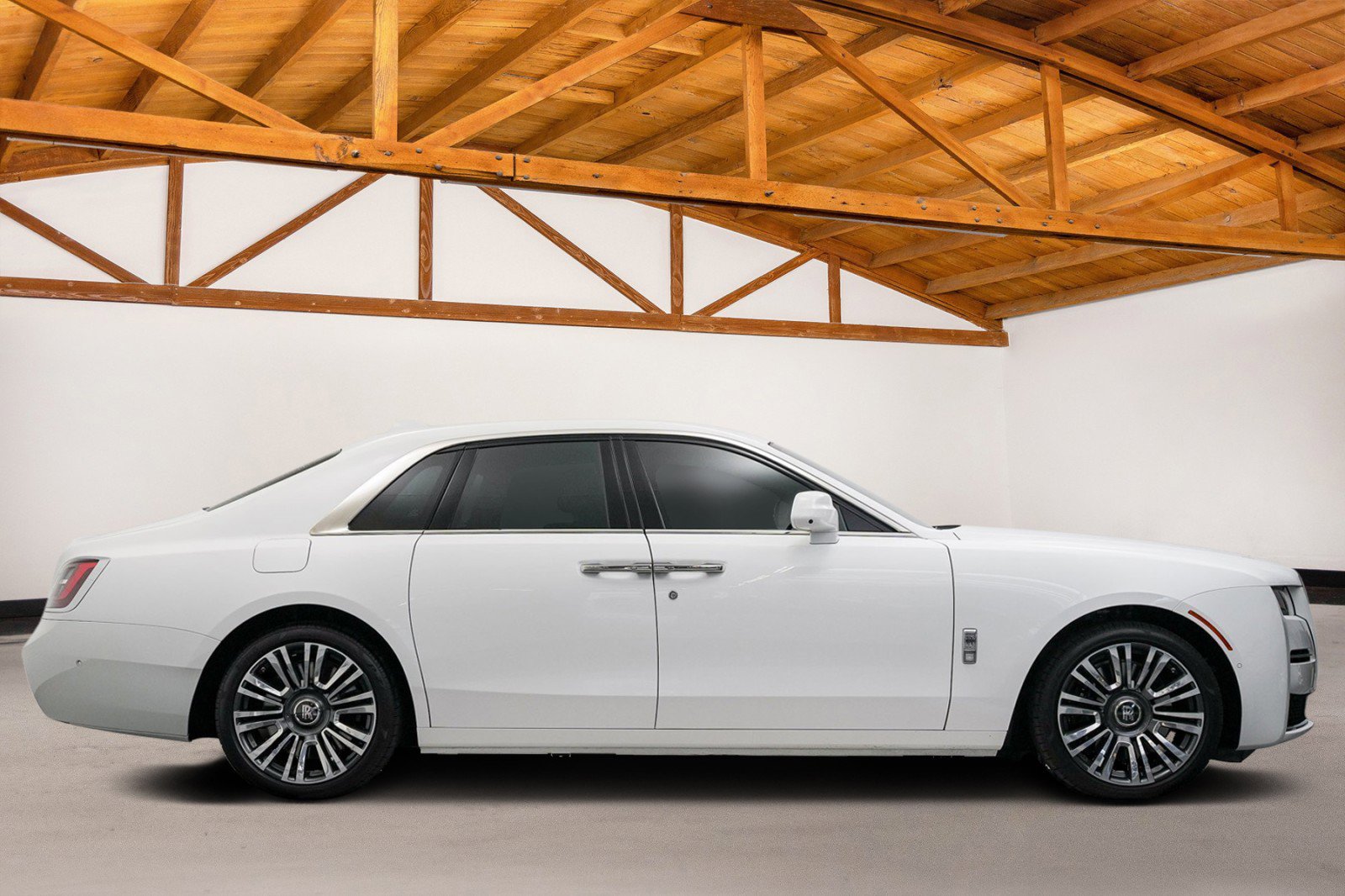 Used 2024 Rolls-Royce Ghost Ghost image 6