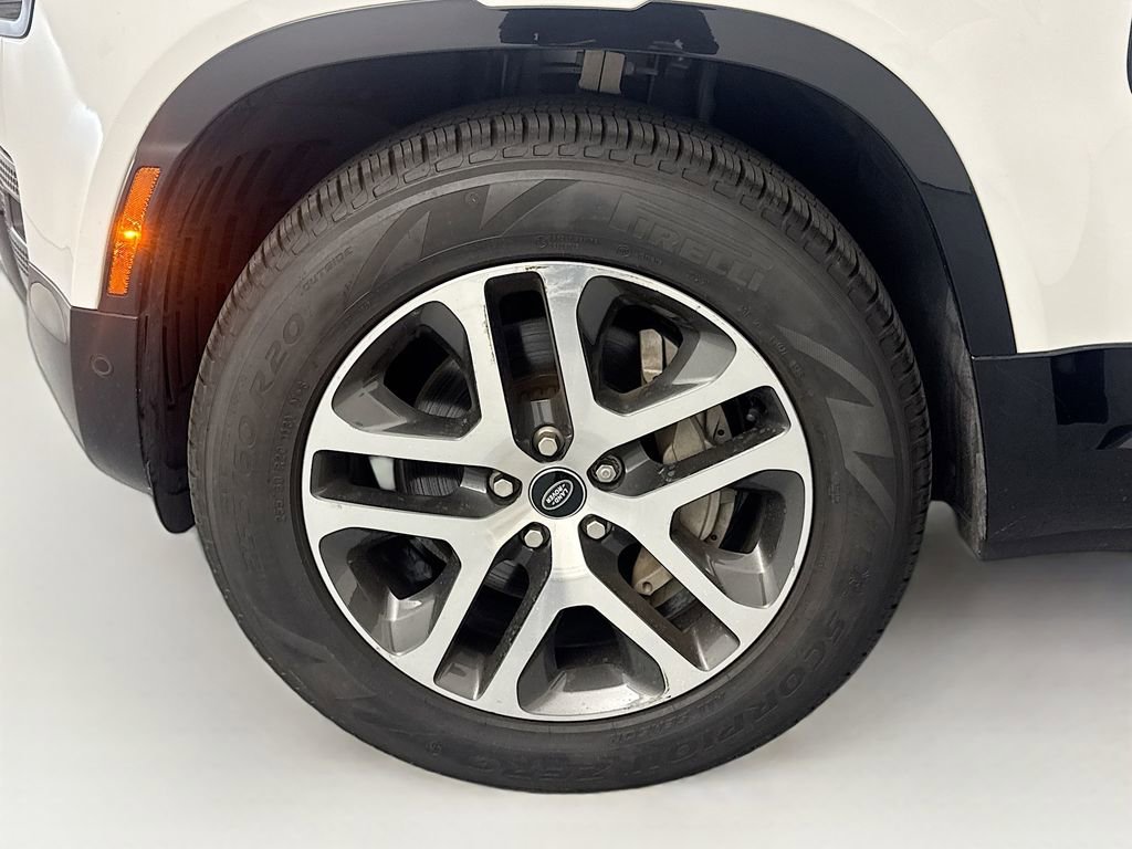 Certified 2022 Land Rover Defender 110 X-Dynamic SE AWD/4WD image 31