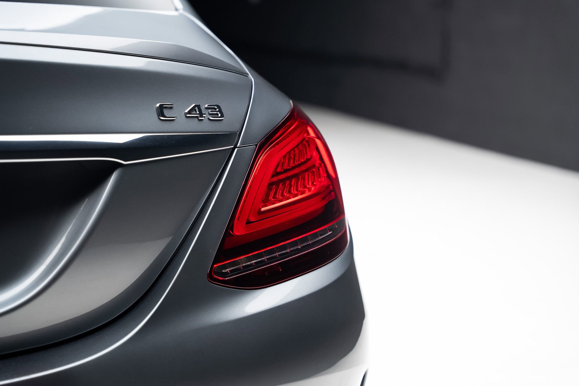 Used 2021 Mercedes-Benz C 43 AMG 4MATIC Sedan w/ Driver Assistance Package image 31