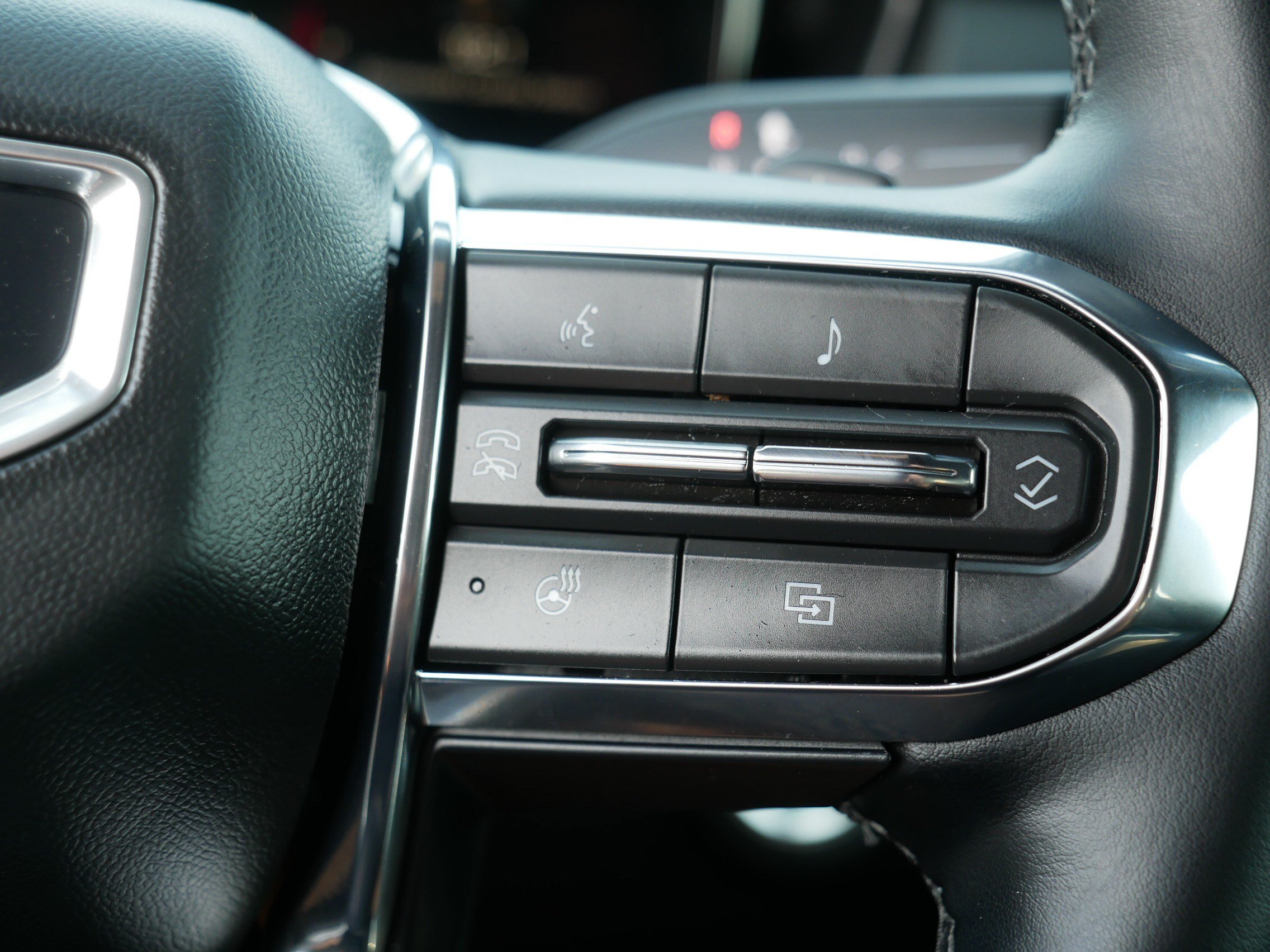Used 2025 GMC Terrain Elevation AWD/4WD image 29