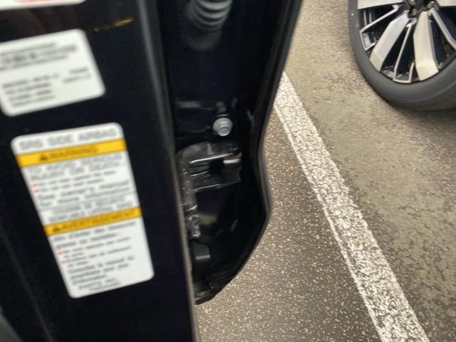 New 2025 Mitsubishi Outlander ES image 38