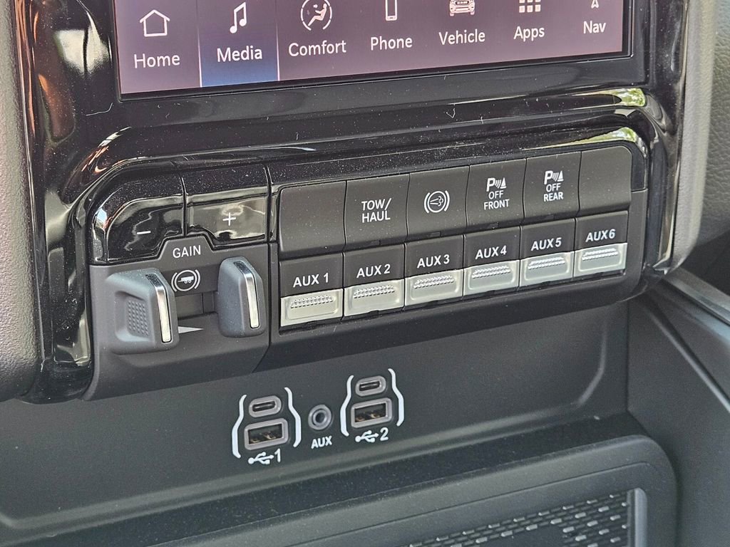 New 2026 RAM 2500 Big Horn AWD/4WD image 20