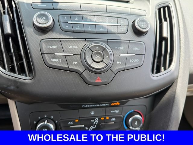 Used 2016 Ford Focus SE FWD image 21