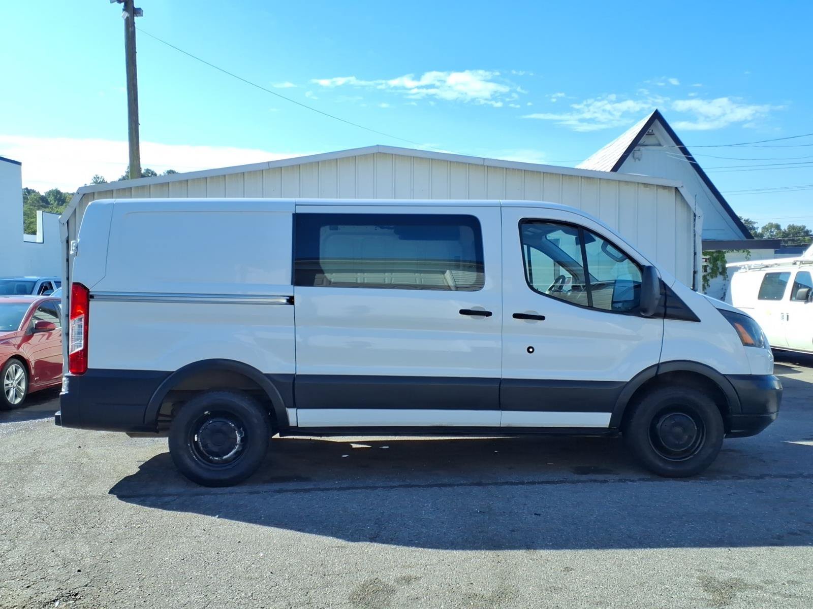 Used 2016 Ford Transit 150 130 Low Roof RWD image 2
