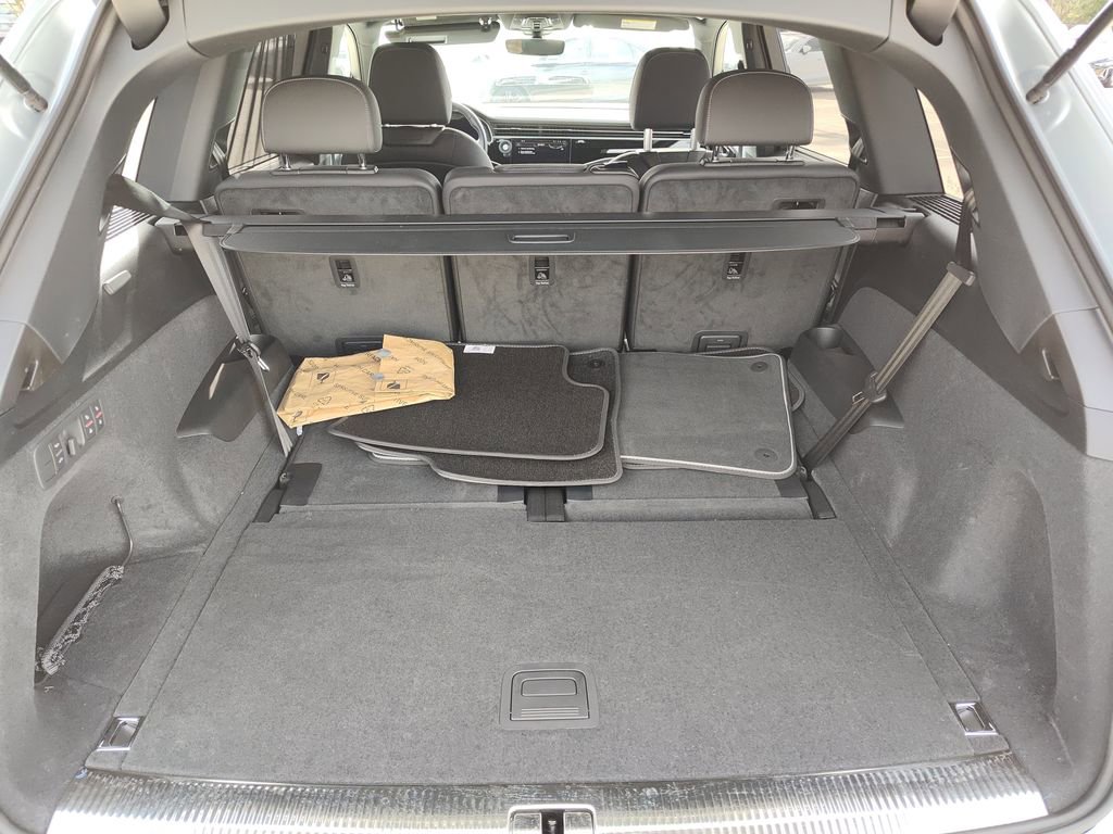 Used 2025 Audi Q7 3.0T Premium Plus w/ Premium Plus Package image 8