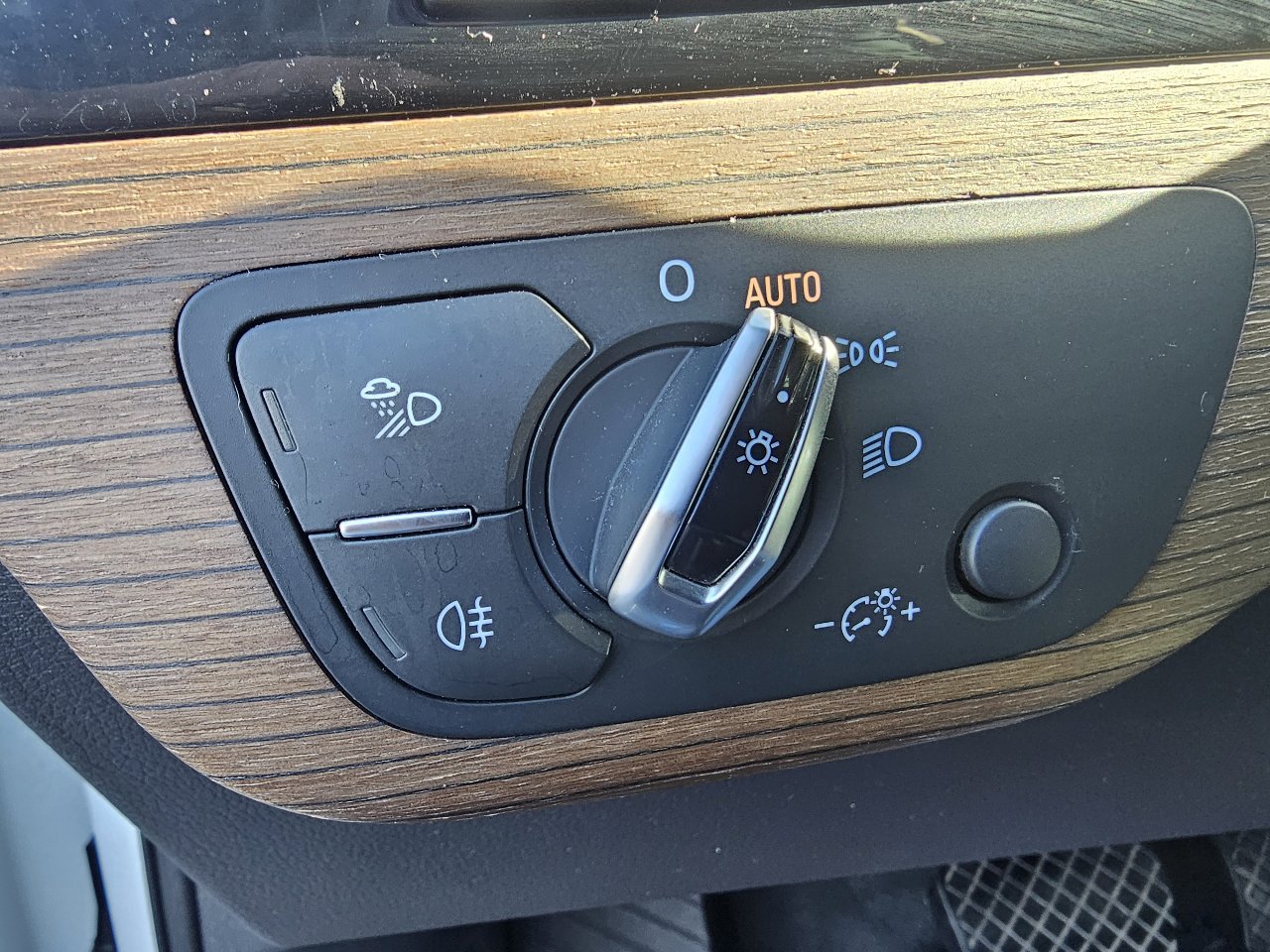 Used 2017 Audi Q7 3.0T Premium Plus image 25