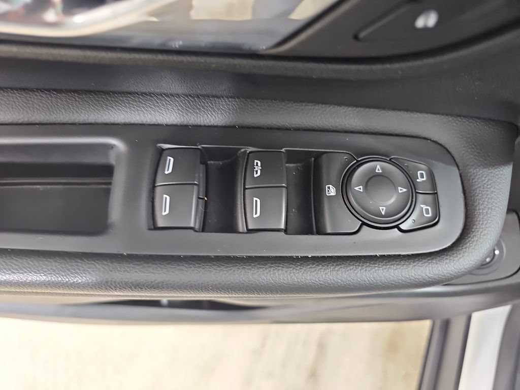 Certified 2023 GMC Terrain AT4 w/ Tech Package AWD/4WD image 33