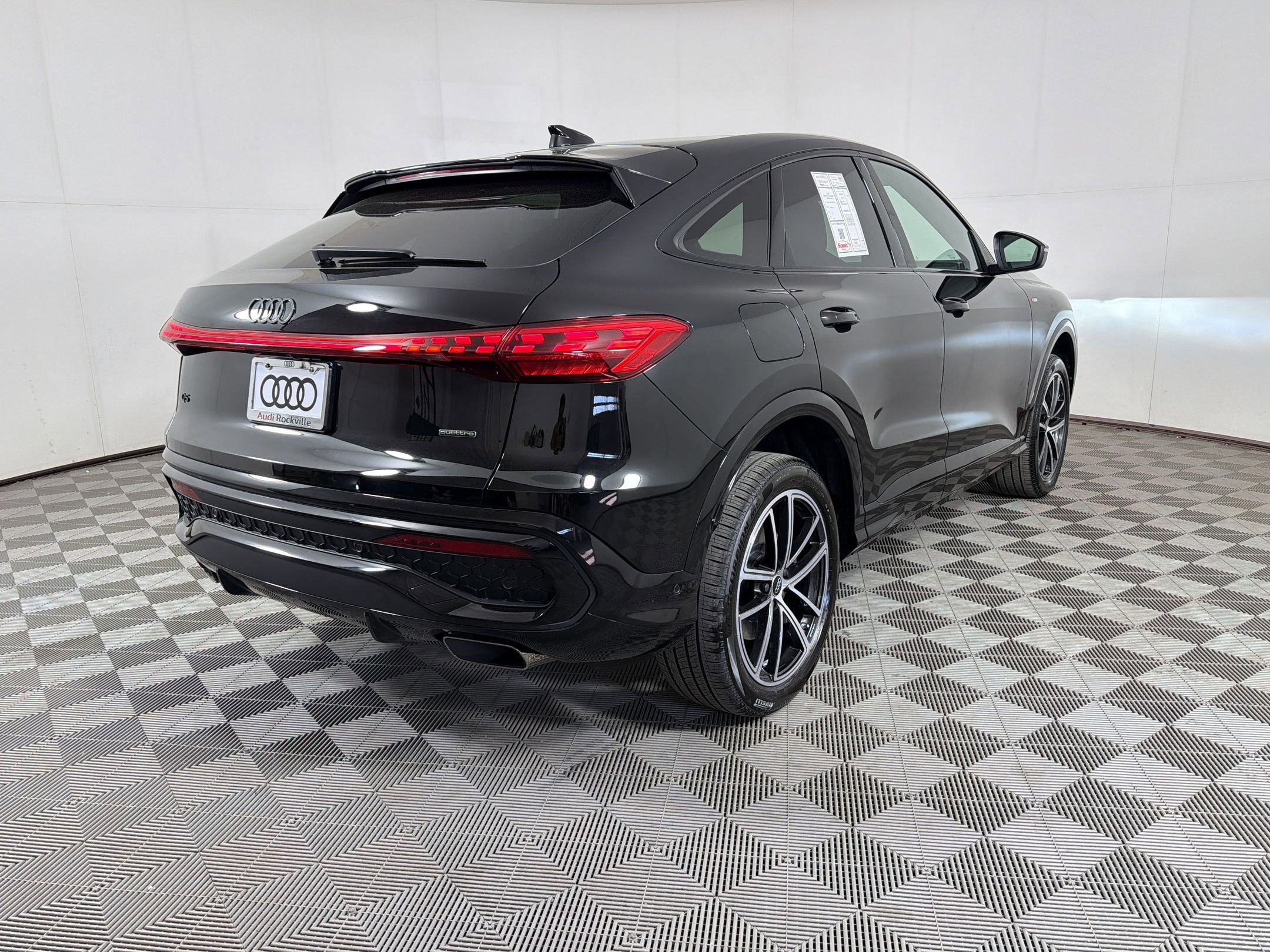 New 2026 Audi Q5 Premium Plus AWD/4WD image 9